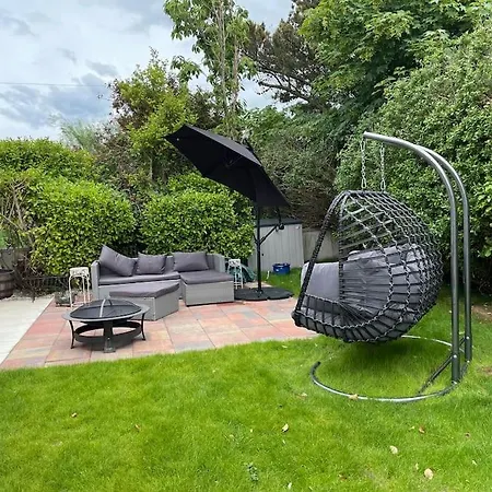 Prime Location: Spacious & Stylish *